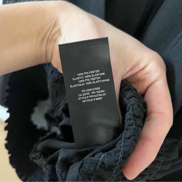 Wilfred Smocked V-Neck Wistful Blouse in Black - Picture 7 of 7